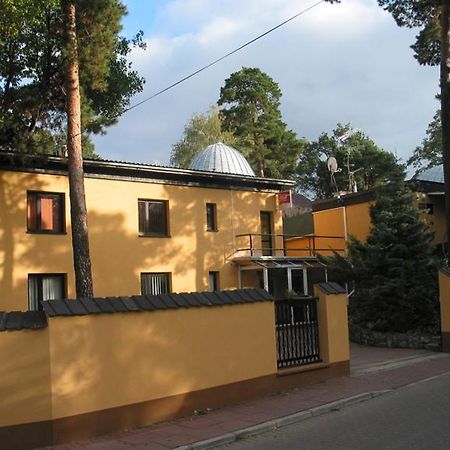 Noclegi Ufo Varšava Exteriér fotografie